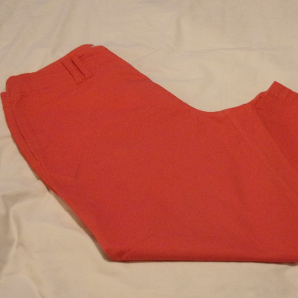 Caribbean Joe Coral Capris NWOT